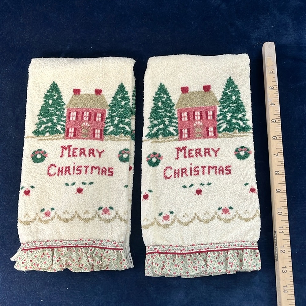 VTG Christmas Towels